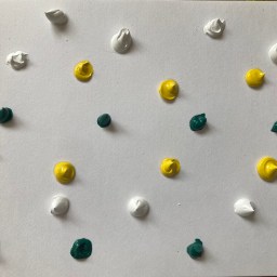 White, yellow and green ጻዕዳ, ብጫን ቀጠልያን